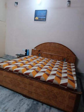 Mathura Vrindavan Radha Rani Home Stays